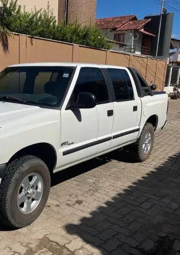 Chevrolet S10 Pick-up Luxe 2.8 4X2 CD TB Int.dies. 2003