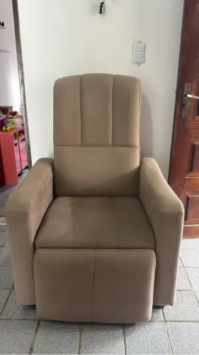 Poltrona reclinável 