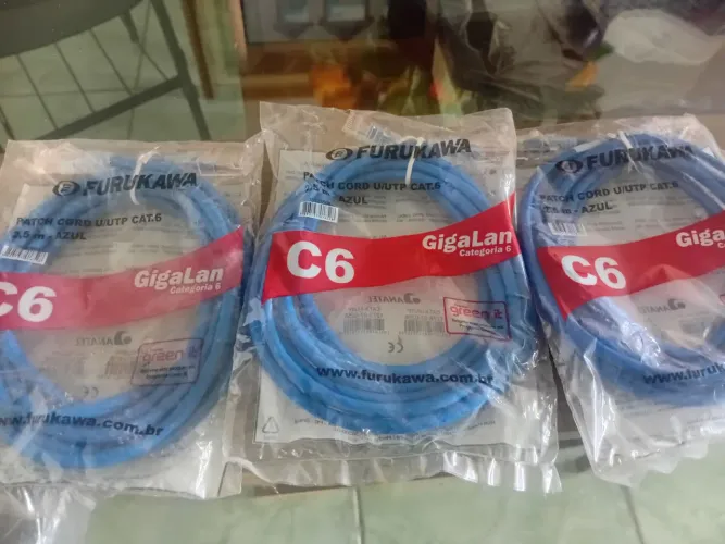 Kit 03 cabos Patch Cord Furukawa GigaLan Cat.6 de 2,5 metros(cada) na cor azul