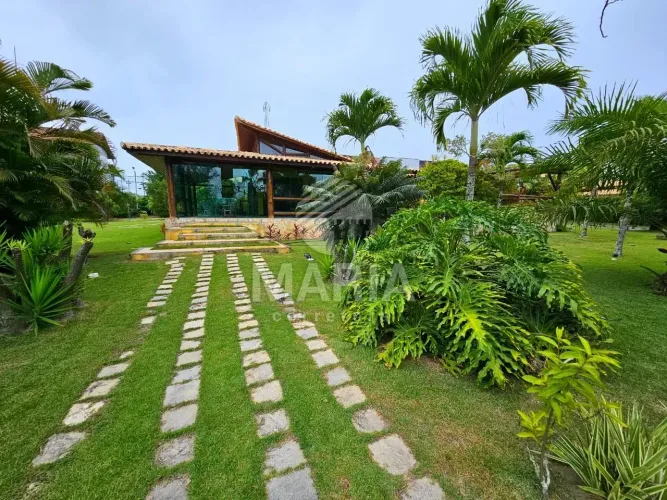 Casa de condomínio com ampla área verde à venda em Gravatá/PE! DE 2 MILHÕES POR 1.600.000,