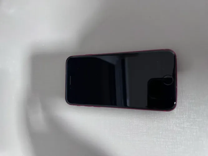 iPhone SE (2º Geração) PRODUCT RED - Com caixa