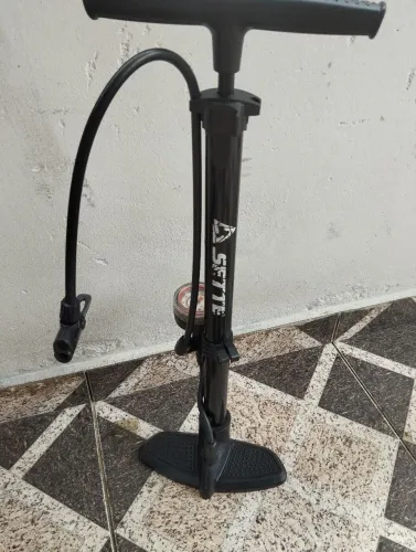 Bomba de encher pneus