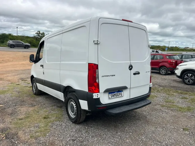 Mercedes-Benz Sprinter 417 Furgão L.t.a. Diesel (e6) 2024