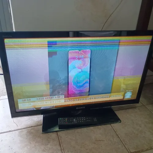 Tv sony 32 polegadas modelo 32EX355 tá passando essas listras.