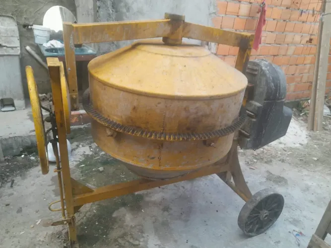 Betoneira usada