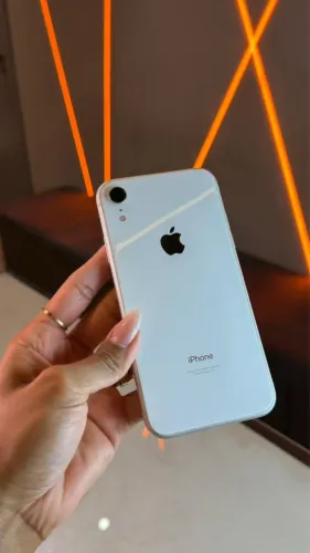 PROMOÇÃO XR DE 64GB BRANCO - USADO