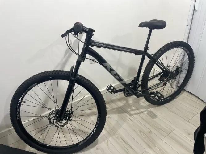 Bicicleta nunca usada.