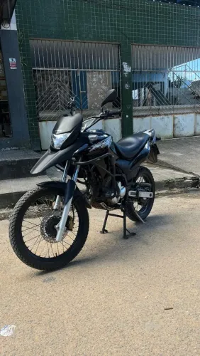 XRE 300  2018 Preta 