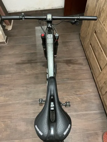 Mountain Bike Lexon Fibra de carbono