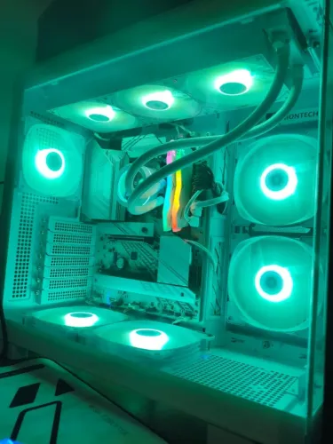 PC Gamer Ultra Potente - Ryzen7 9800X3D (Sem GPU)