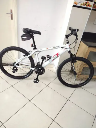 Bicicleta aro 26 21 Marcha