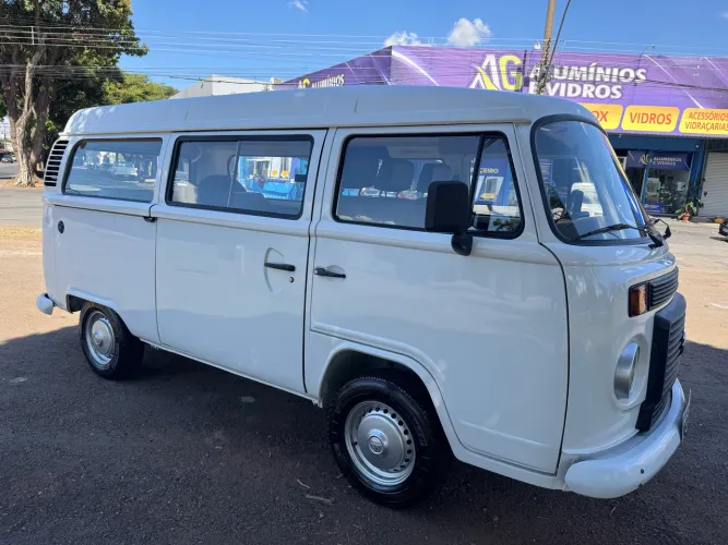 Volkswagen Kombi Standard 1.4 MI Total Flex 8V 2008