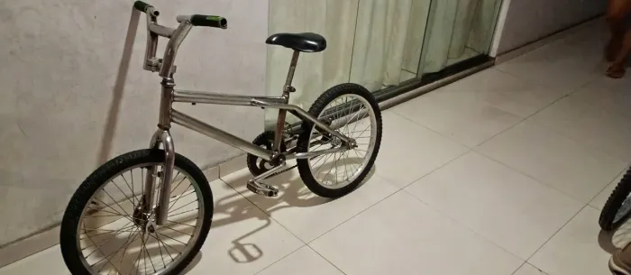 Bicicleta 2026 BMX? aro 20