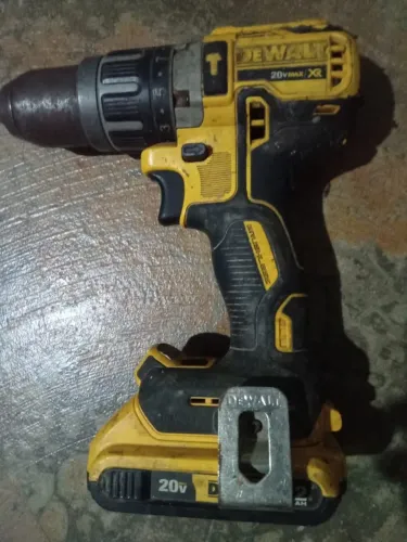 Vendo parafusadeira Dwalt de impacto