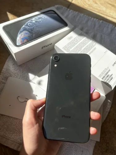 iPhone XR 128gb - preto