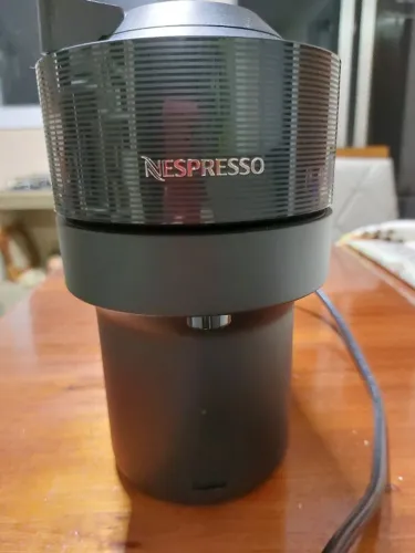 Cafeteira Nespresso Vertuo Pop Clássico Preto 220v