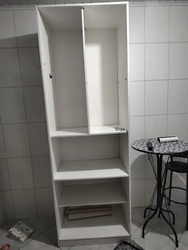 Armário branco de MDF,bem resistente
