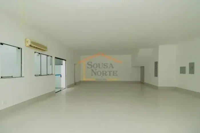 Salão Comercial, 200m². Cidade São Mateus