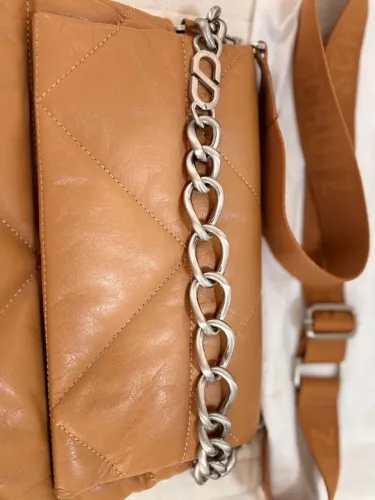 Bolsa em couro Schutz