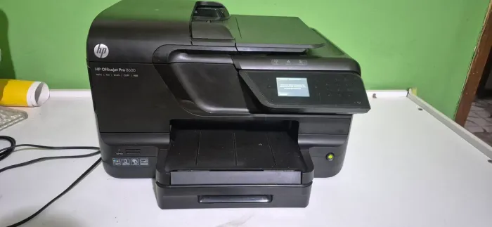 Impressora HP OFFICE JET PRO MULTIFUNCIONAL COM DEFEITO PRA RETIRADA DE PEÇAS R$150,00 RE