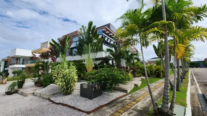 CASA DE LUXO NO MONTENEGRO BOULEVARD 4 SUÍTES MOBILIADA