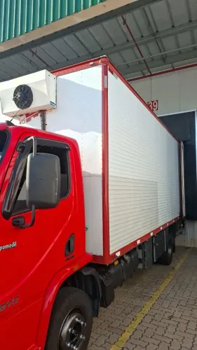 Baú Refrigerado 6.20 mt.