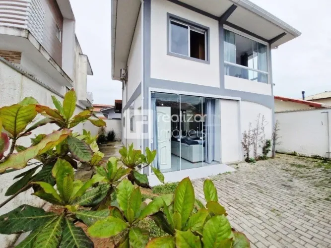 Casa 3 quartos no bairro Campeche - Florianópolis