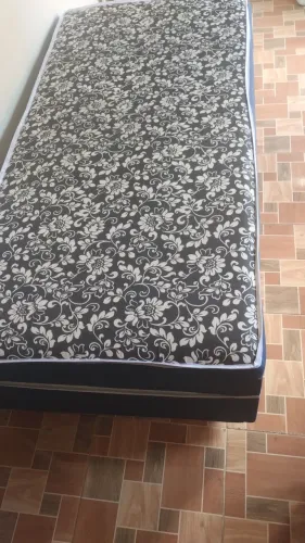 Cama box de solteiro