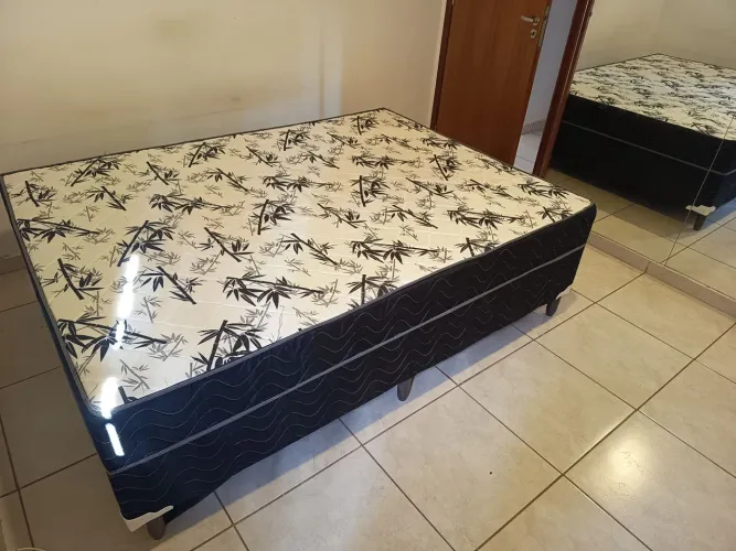 Cama casal box
