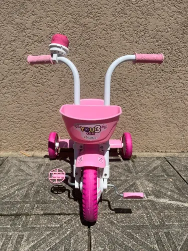 Triciclo infantil