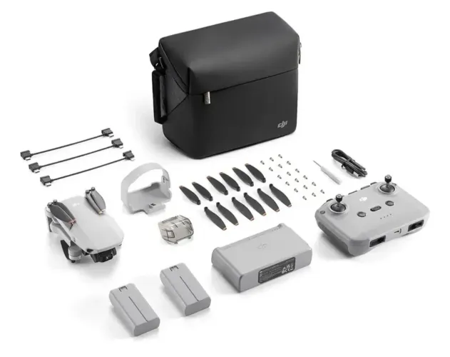Drone DJI Mini 2 se Fly More Combo