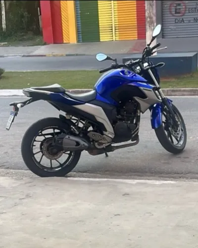 FAZER 2019 Azul