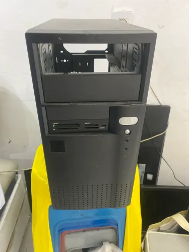 GABINETE 2 BAIAS COM FONTE ATX DE 200