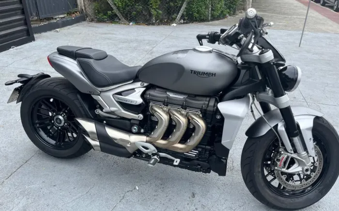Vende-se Rocket III R 