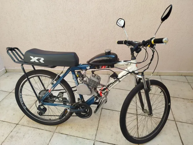 Motorizada, Bicicleta com Ciclomotor de 2 tempos, Semi Nova 