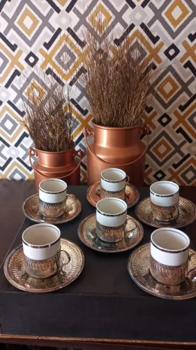 Jogo de 06 xícara de café em porcelana com guarnição ?espessurado a? prata