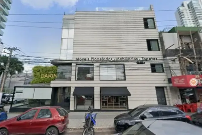 LUMIAR ALUGA I PRÉDIO COMERCIAL I 350m², esquina, térreo + 4 pisos I Umarizal/PA