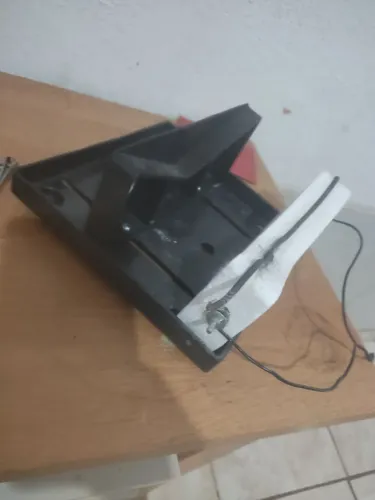 Máquina de cortar garrafa
