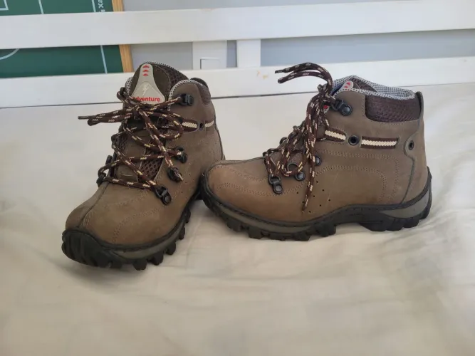Bota/tênis caminhada/trekking 