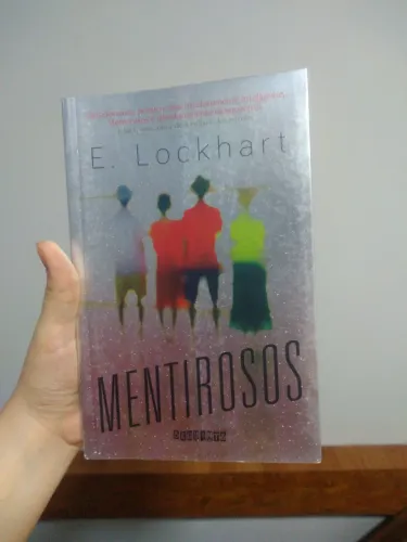 Livro Os Mentiroso de E.Lockhart