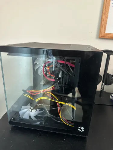 PC Gamer | RX 580 8GB | 16GB RAM | Intel Pentium Gold