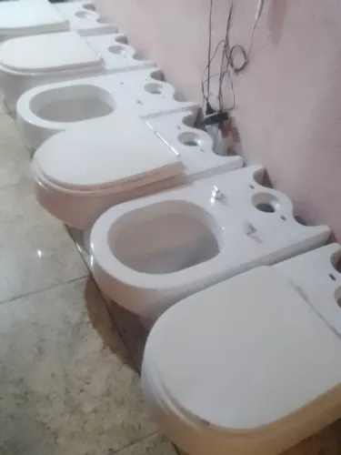 Vasos Sanitários Deca Quadrados