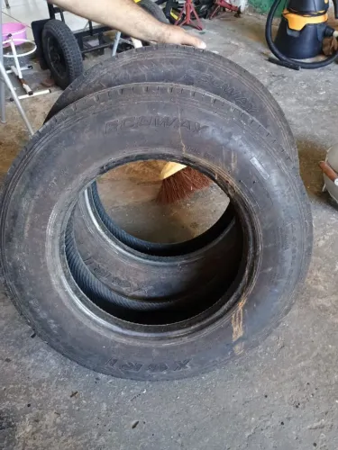 Pneu 215 / 75 - 17'5 