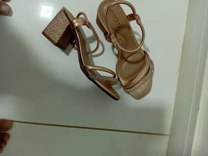 Sapato Feminino Elegante Pouco Usado n°37