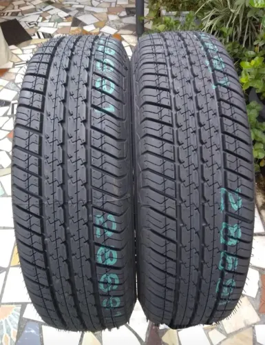 Pneus Pirelli Chrono 175/70 aro 14