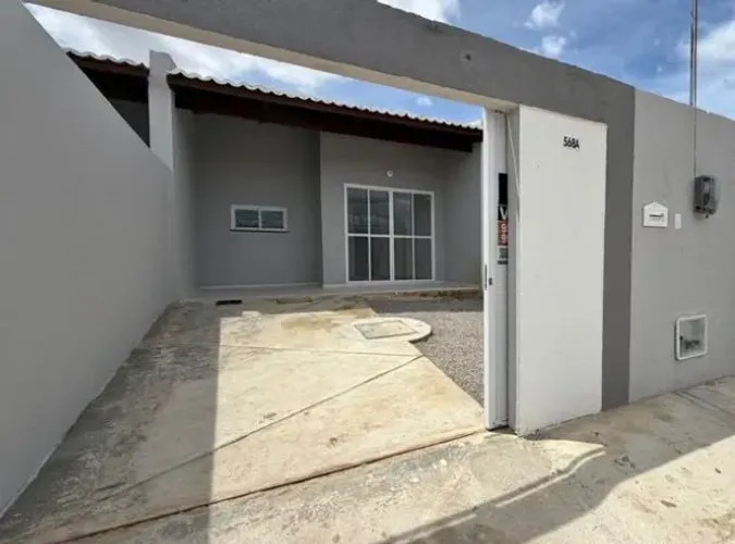 -Vendo casa em Serra sede
