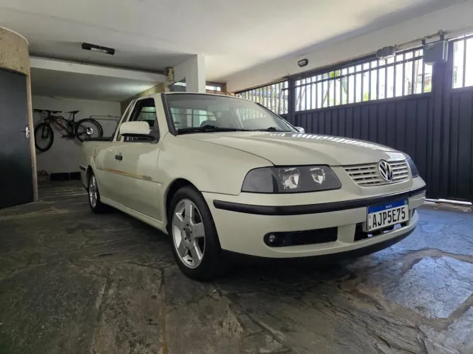 Volkswagen Saveiro CL/ Summer 1.8 MI E 1.8 (álcool) 2001