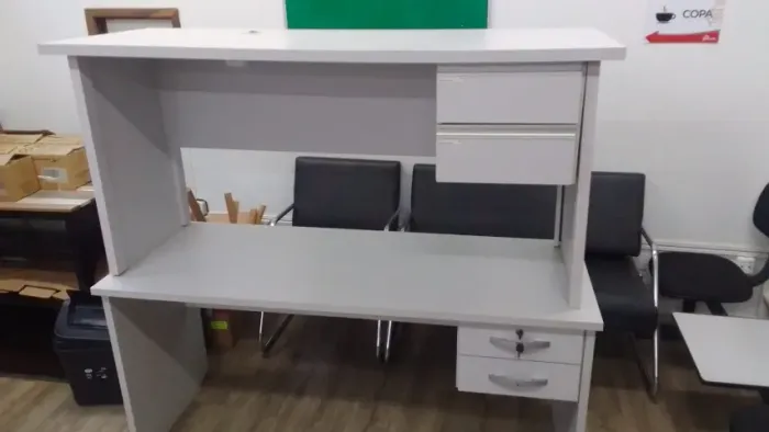 Mesa escritório c/2gavetas-1,60x0,60