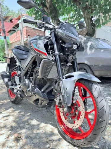 Yamaha MT-03 - 2023 | Estado de Zero!