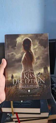 Coleção The Kiss of Deception - VL 1, 2, 3 + Poster